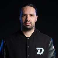 Роман Железный