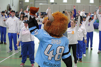 Минское «Динамо» поддерживает юных победителей