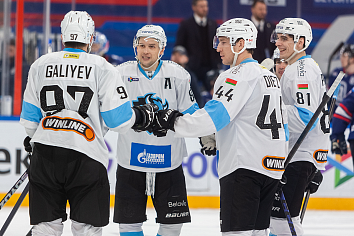 8:3 – уверенная победа «зубров» в Тольятти