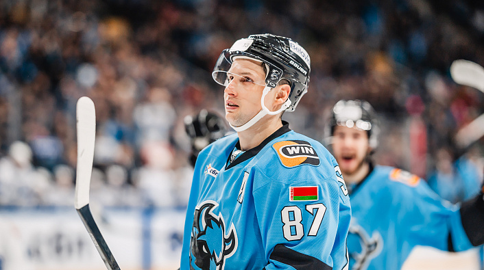 Вадим Шипачев провел 1100 матч в КХЛ